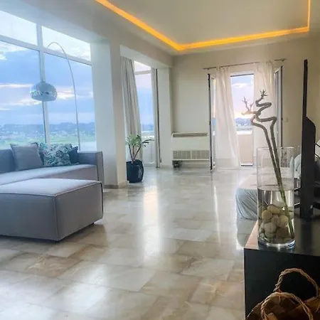 View Stylish Penthouse Ferienhaus *