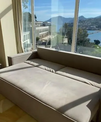 Semesterbostad View Stylish Penthouse