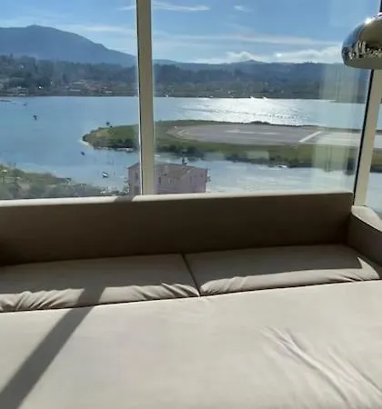 Semesterbostad View Stylish Penthouse Perama (Corfu)